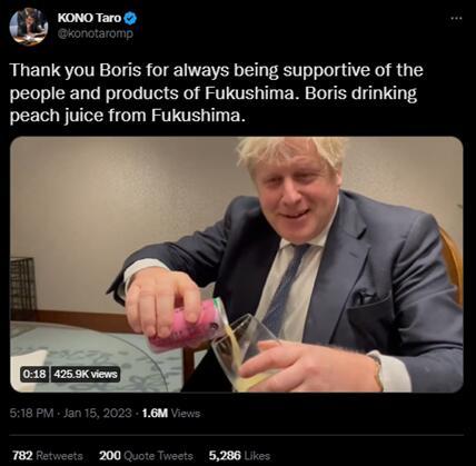 日大臣发“约翰逊喝福岛桃汁”视频,网友讽前英相:最好的演员