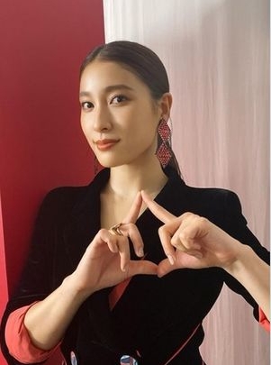 日娱元旦喜讯4连发 土屋太凤奉子成婚