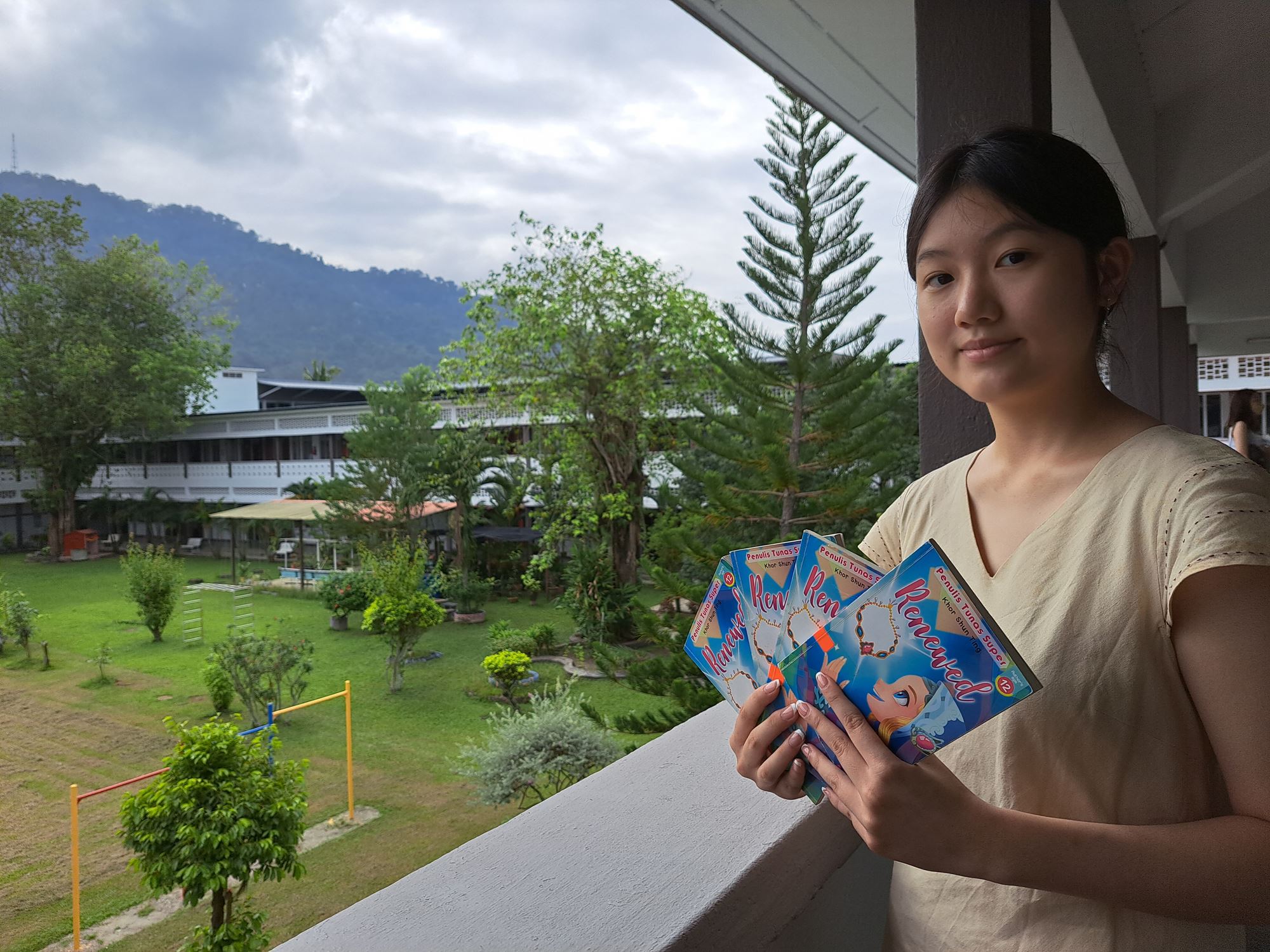 日新A校校友许舜婷研究获奖，鼓励学弟勇于追梦