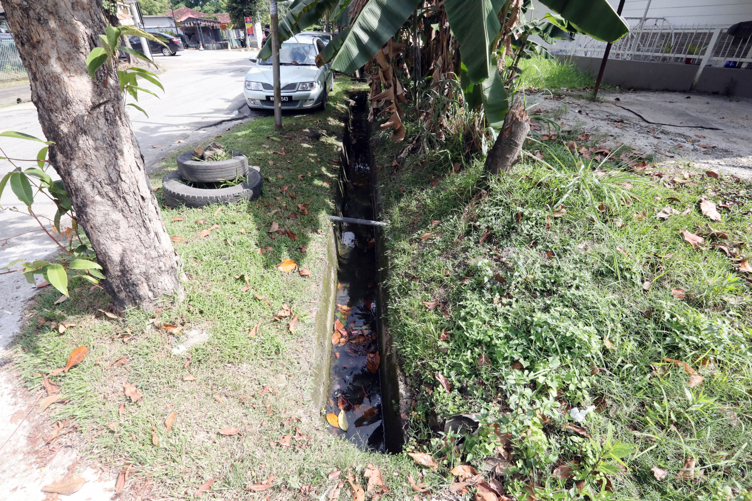 早报必下-大都会：甘榜武吉古打 民生问题一箩箩／6图