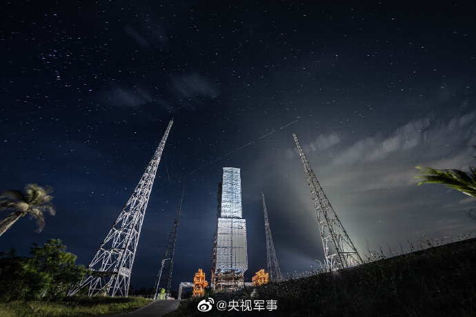 有片)从地球拍摄的“天宫”照片 如今在“天宫”向地球展出