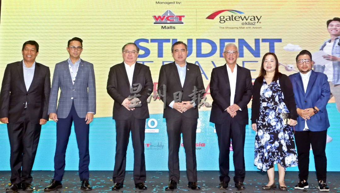 机场公厕卫生列机场公司KPI 陆兆福:“若连公厕管不好 如何管机场?”