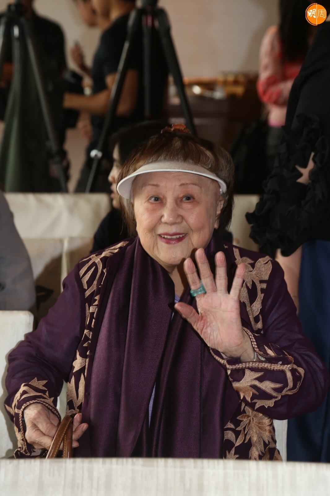 林子祥99岁母亲病逝 林德信悼祖母“永远记住你的笑容”