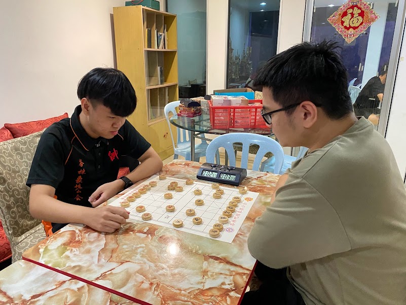 柔:【今日面谱】(1月26日刊):林骏安棋坛绽放光芒,盼有朝一日能全职专注推广象棋文化