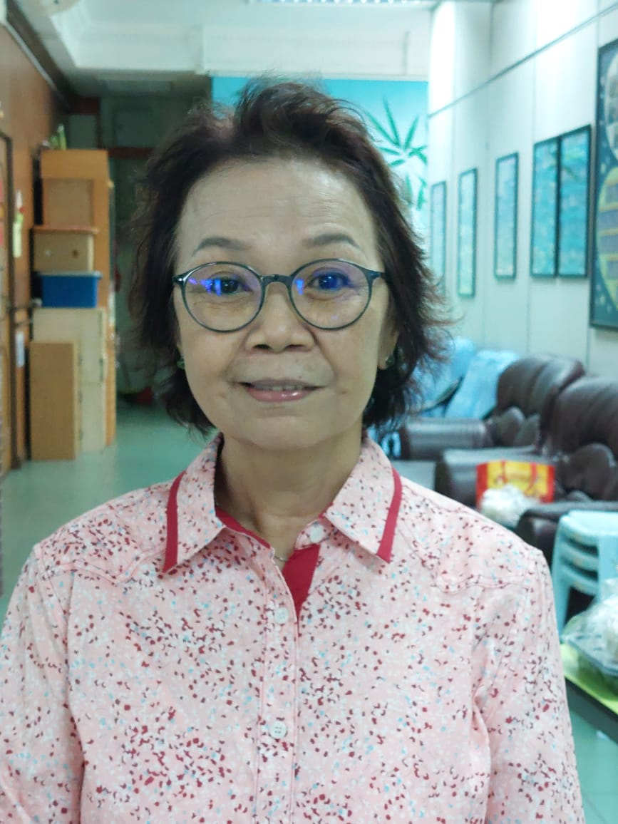 柔:【善心美事】赠人玫瑰手有余香 亲善俱乐部西餐送暖