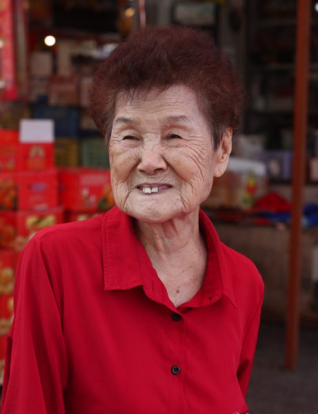 【特稿】年货买气回弹 商品售罄 商家乐开怀
