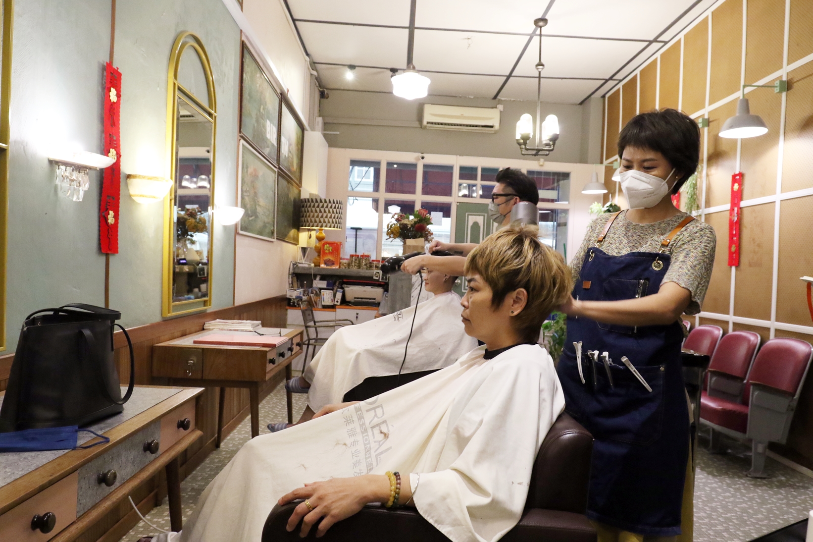 柔:【特稿】:陈旭年街红灯笼高挂,老街春意盎然迎游客