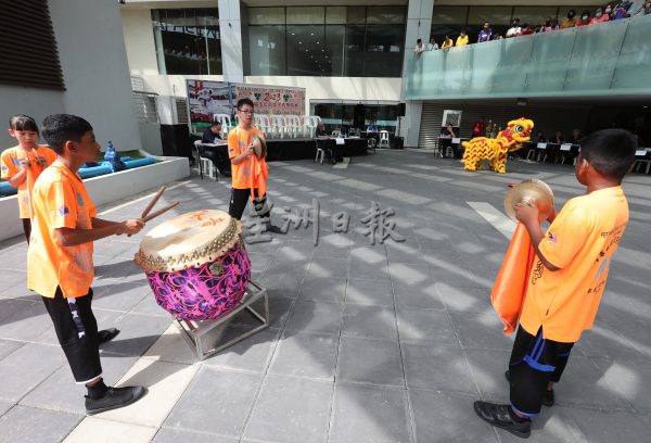 柔：回归传统，首届南狮采青争霸赛开打