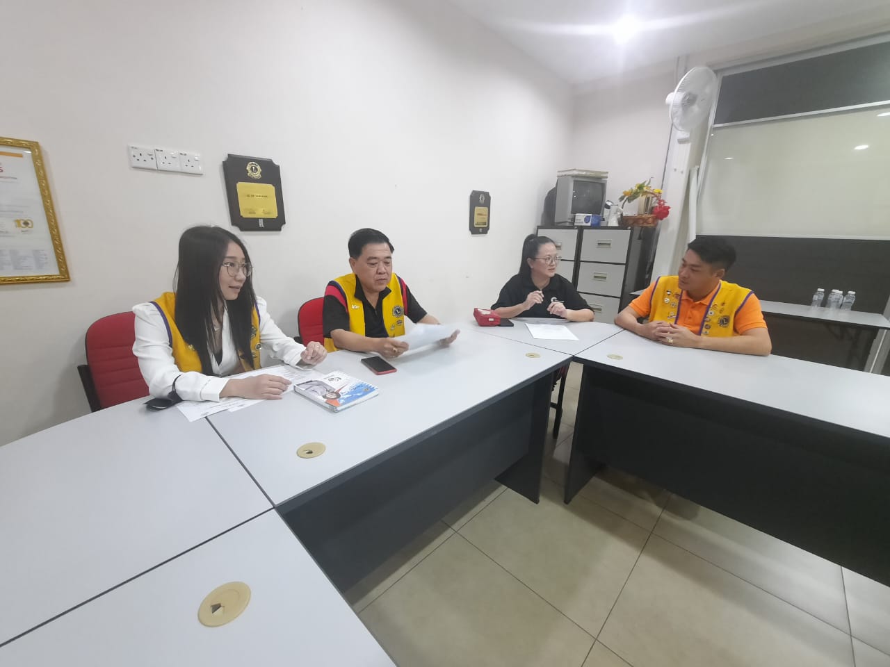 柔:封面:善心美事(2月1日刊):东甲狮子会“校后向前迈进”,鼓励与激励学生