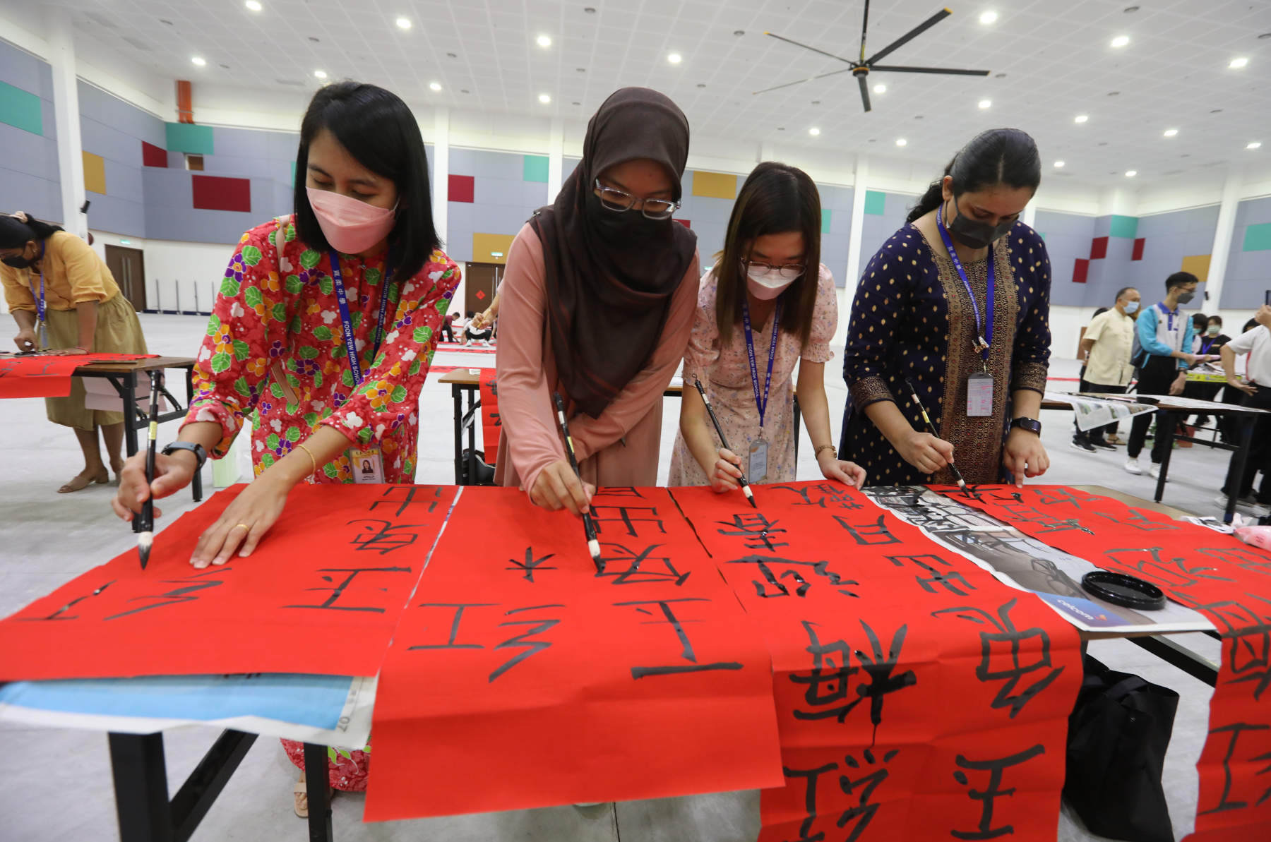 新山与至达城宽中闹哄哄  逾万人挥春创大马纪录