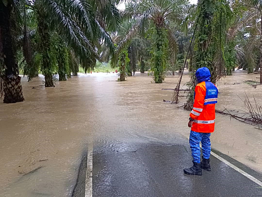 柔:新闻: 柔水灾恶化波及6县 灾民人数增至4207人