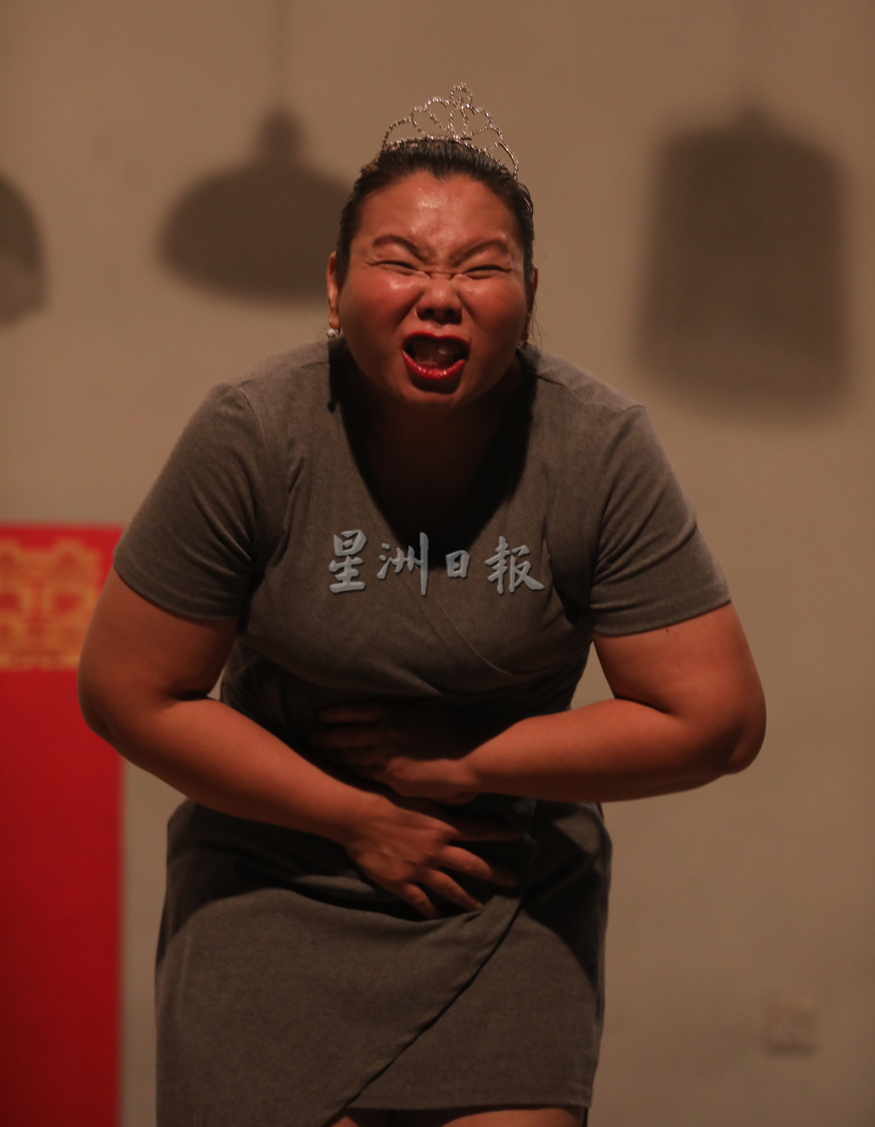 柔:新闻:透过肢体动作说故事 单人舞台剧传达讯息