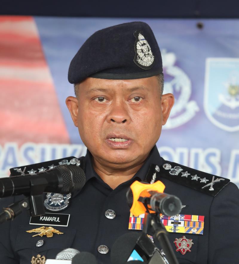 柔:柔总警长:鉴定61塞车热点38黑区 春节加派警力巡逻路检