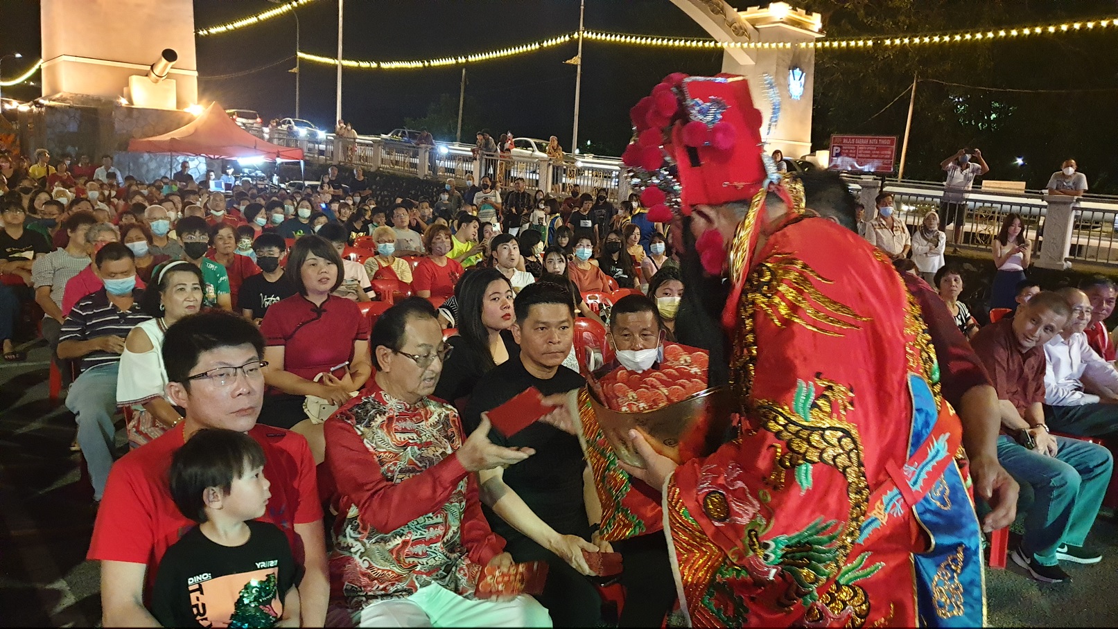 柔：版五头条：哥打丁宜中华商会联合七大乡团第十六次主办新春联欢会