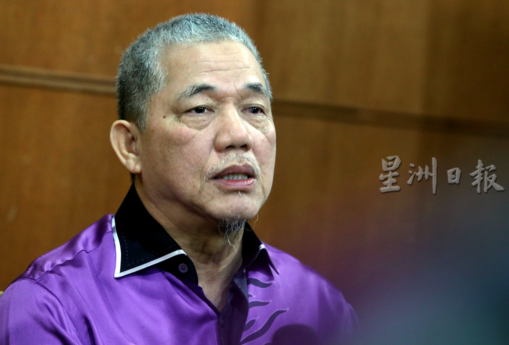 棕油业缺6万多名外劳!副首相:收成大减 国家损失200亿