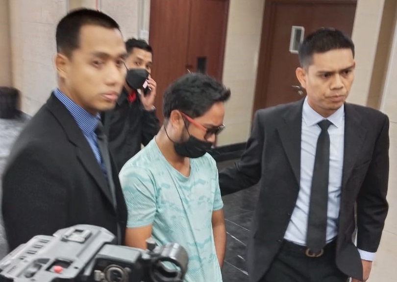 没将食堂租金存银行户口 学校行政助理判罚4万监4天