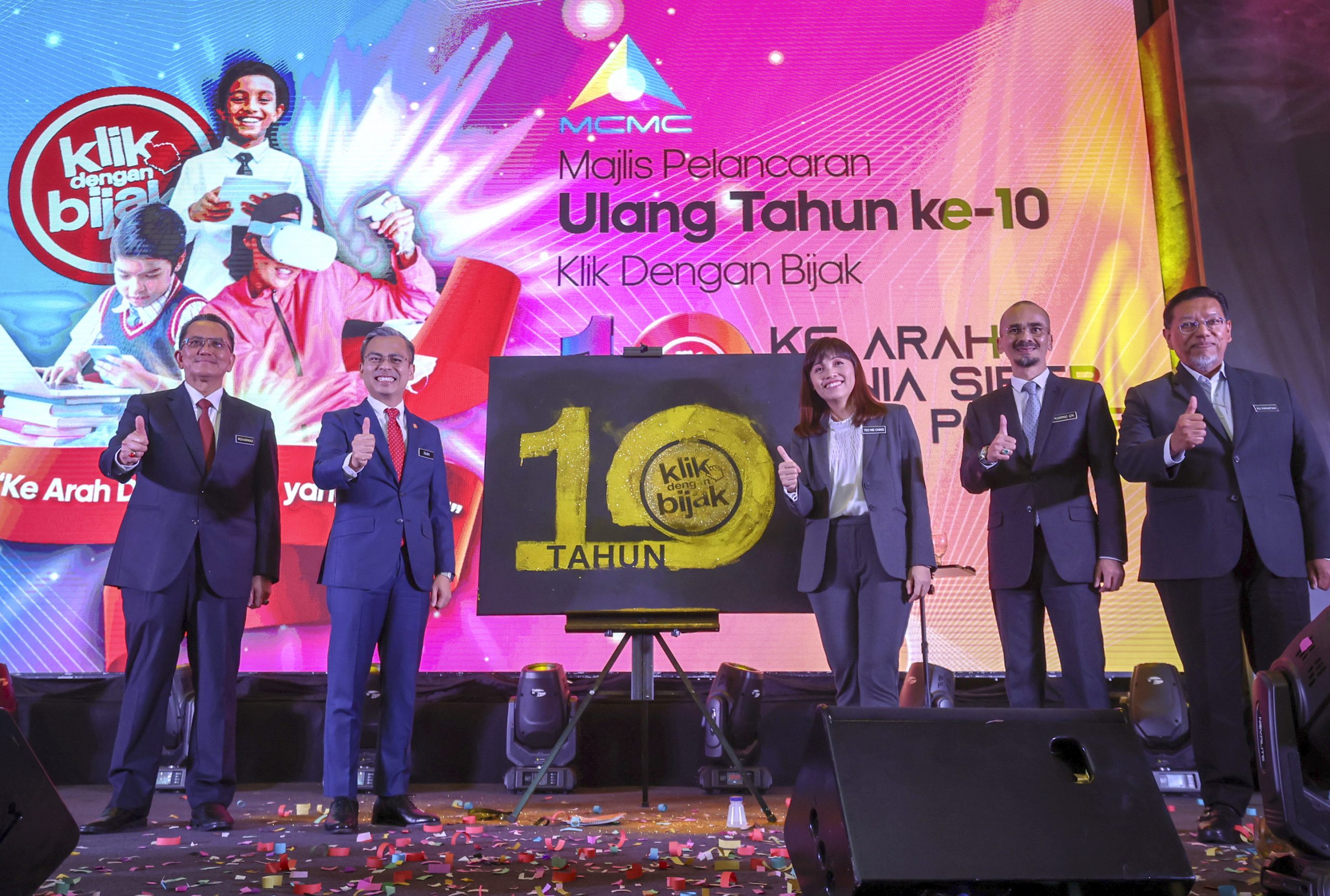 法米:通讯部KPI不久后敲定 · 续发布各部门成就供民了解