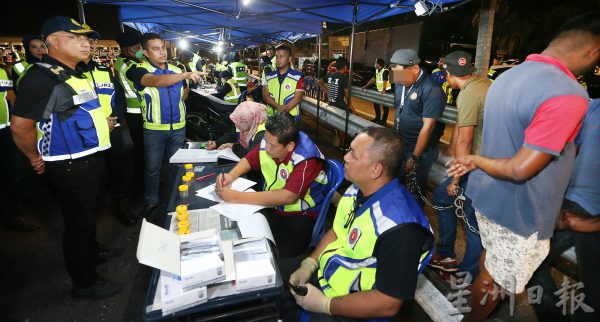 洛曼:10天联合执法行动 充公700交通工具80%没车险