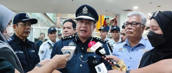 游子陆续返回岗位  大道交通量增
