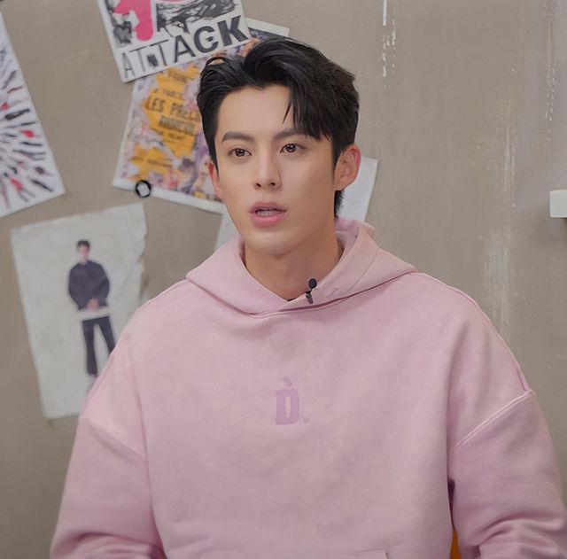  潮牌预售价高翻车 王鹤棣玩限量被讽割韭菜