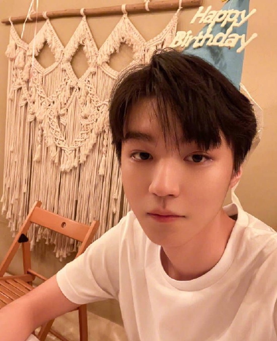 王俊凯吁粉丝停止骂战 劝导不要抱着戾气生活