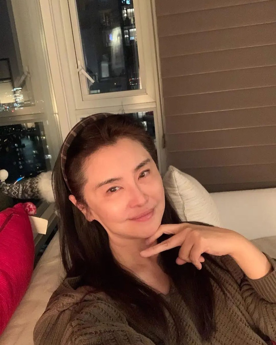 王祖贤佛法分享人生观 哽咽落泪称过去没朋友