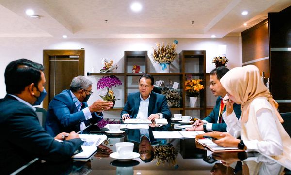 用户抱怨交通拥堵  工程部长：4月中增RFID通道