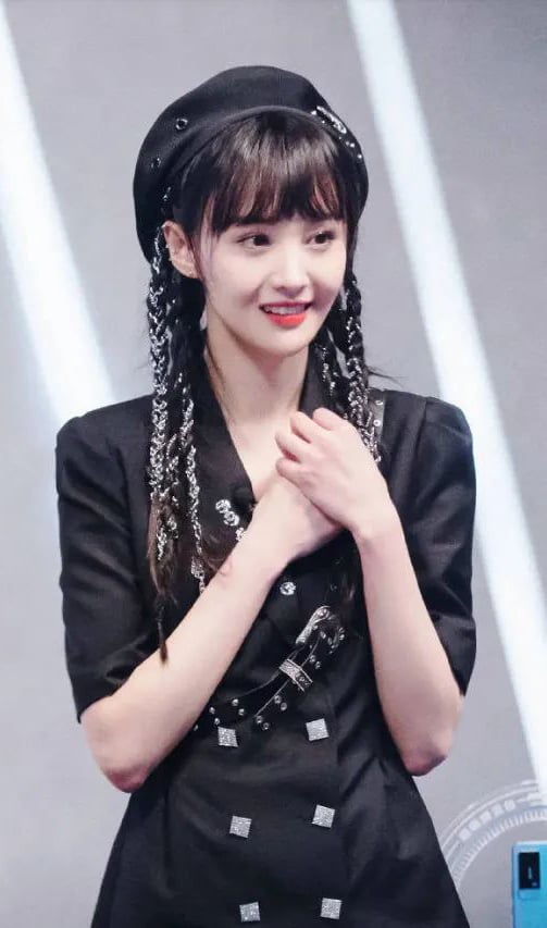 疯传郑爽被曝虐童 孩子严重到缝针