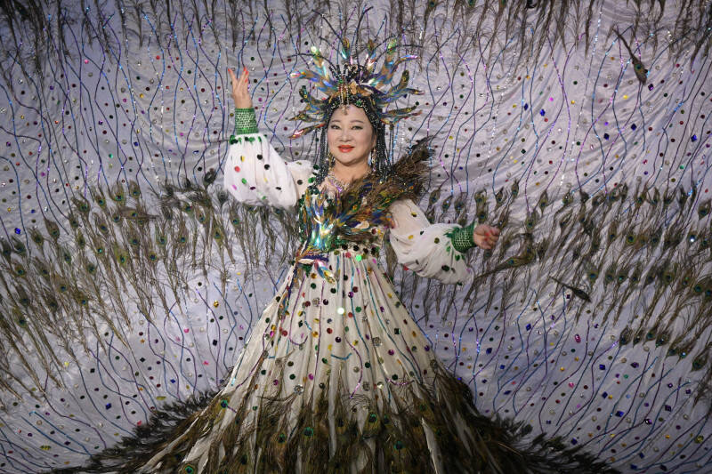 白冰冰演歌版《First Love》太惊吓？ 网民：初恋一定刻骨铭心