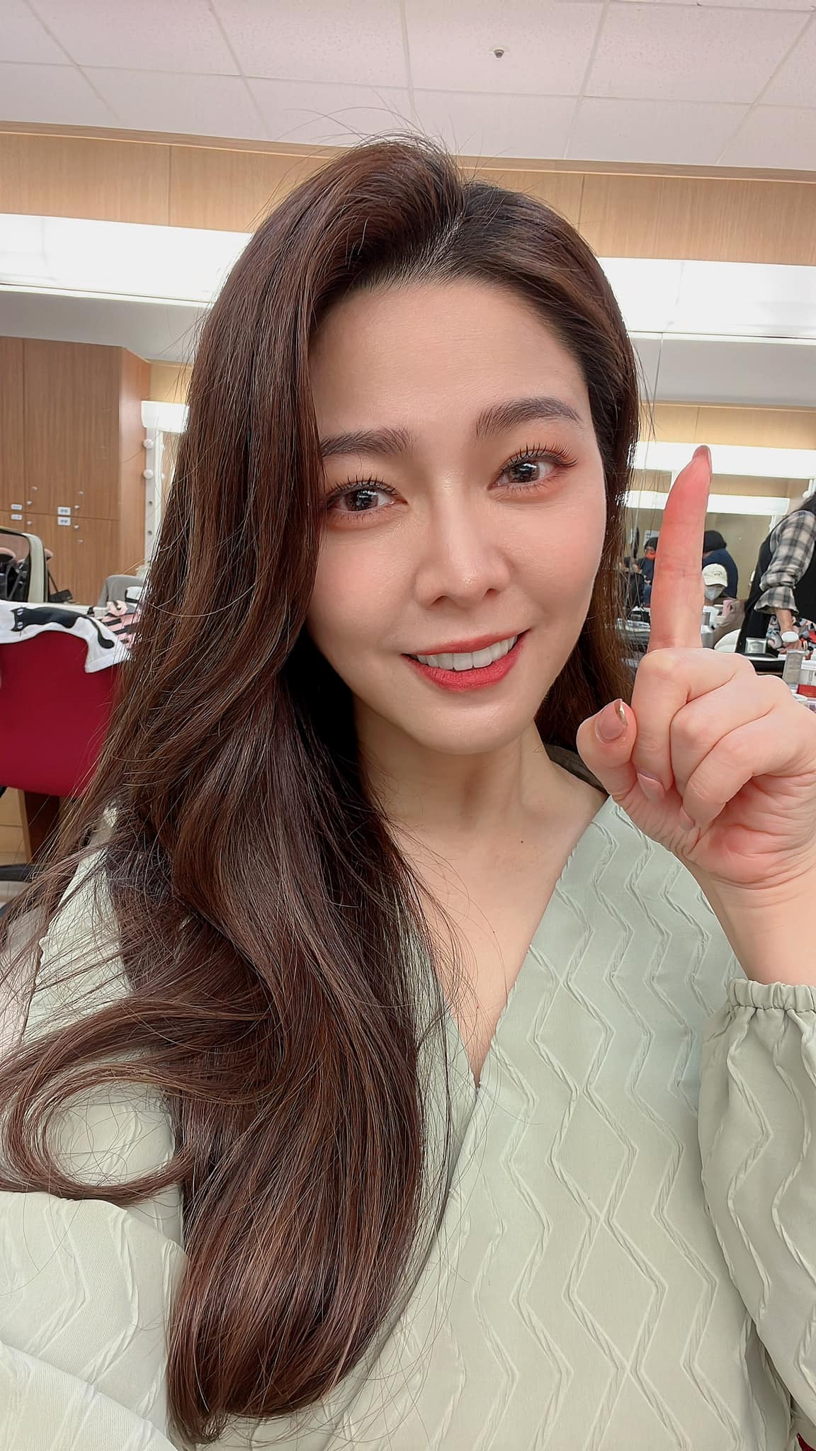 白家绮遭踢爆中学霸凌同学 经纪公司质疑蹭热度