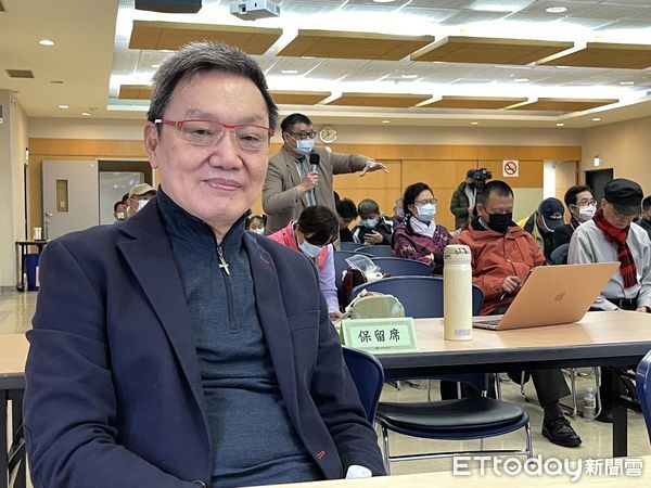 示警两岸离战争越来越近 苏起:蔡英文称“互不隶属”是关键障碍