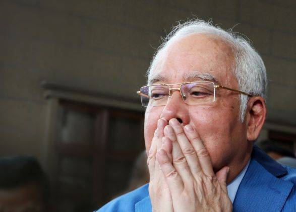 纳吉申请检讨SRC案裁决 东马大法官为首五司聆审