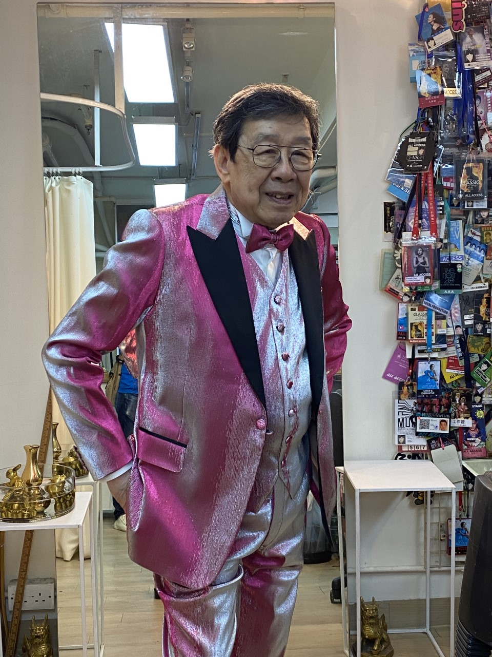 胡枫91岁大寿筵开5席 曾孙送百寿图贺寿