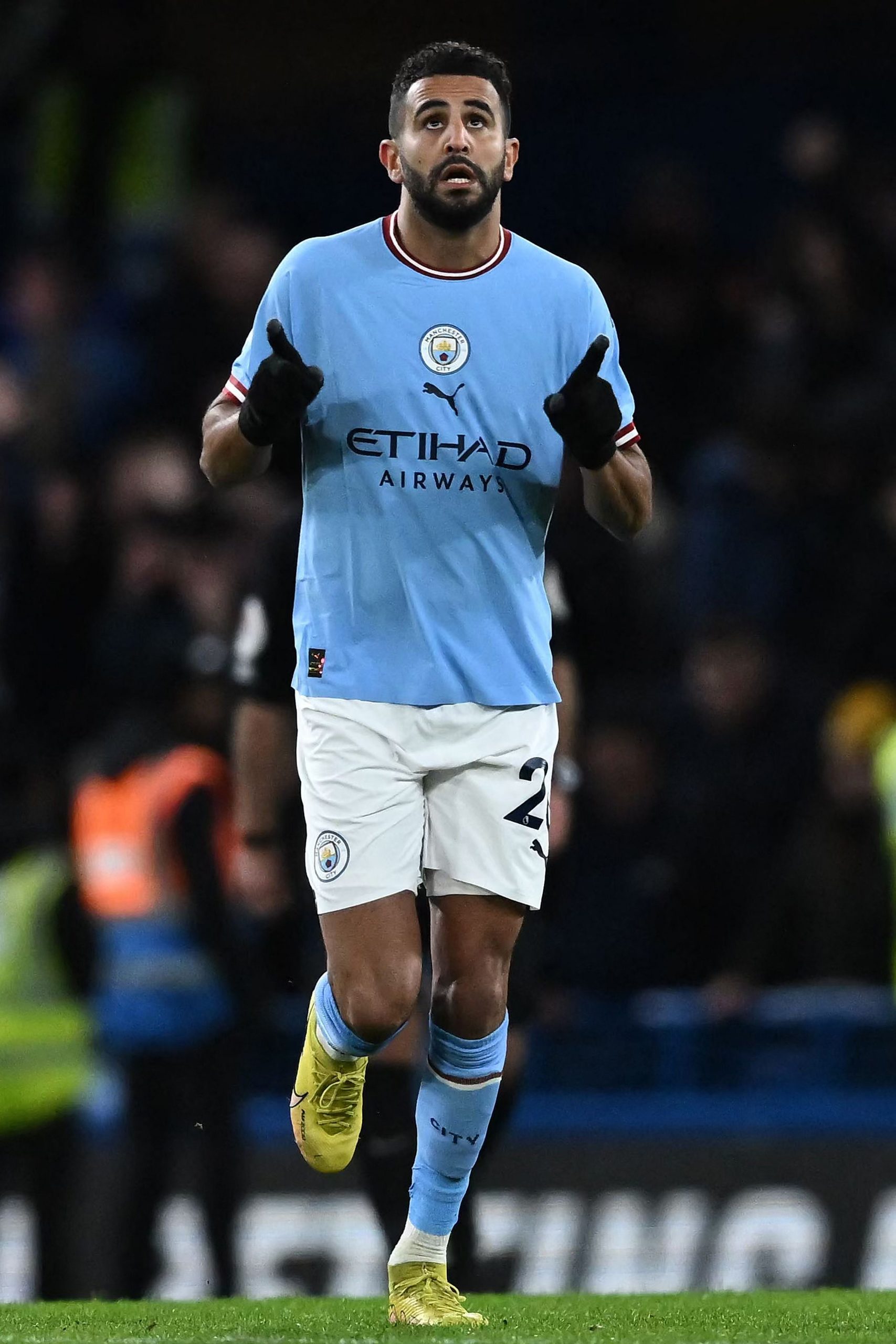 英足总杯| 切尔西伤兵满营  曼市有望4天内双杀蓝狮