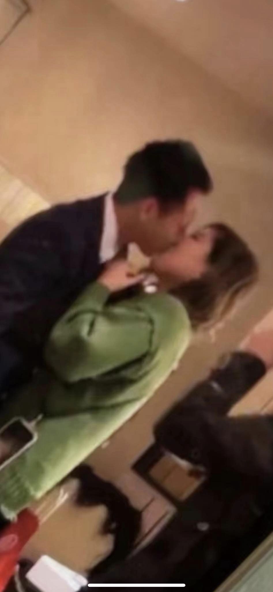 葛斯齐开工爆汪小菲极乐照 喊话张颖颖：快醒醒