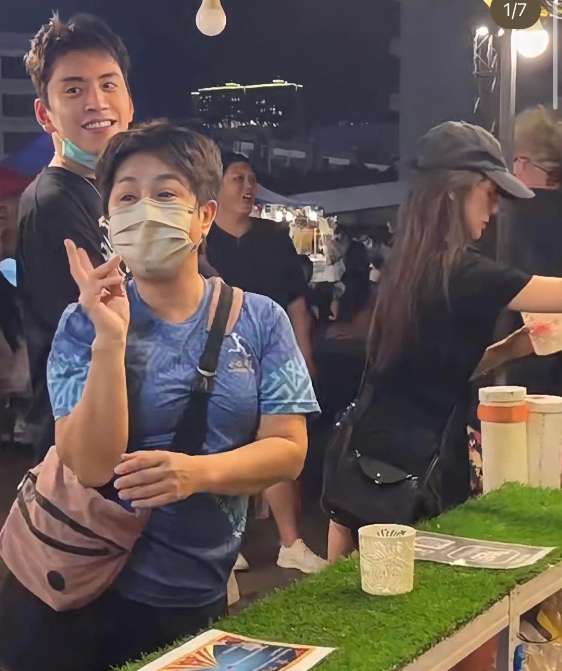 蔡卓宜悄带男友回马见家长 王大陆大马style逛夜市