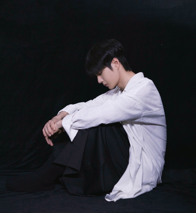 跨年晚会假唱冲上热搜 杨幂出场破收视纪录