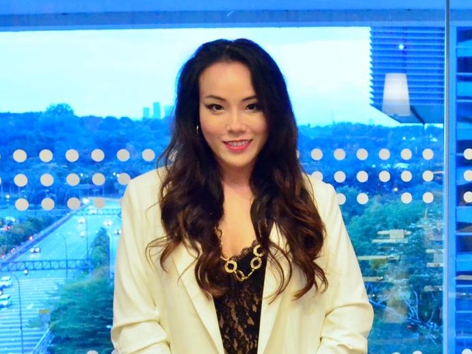 逆袭泳池里的性骚扰  泳将王碧燕成心理师向网霸宣战　 