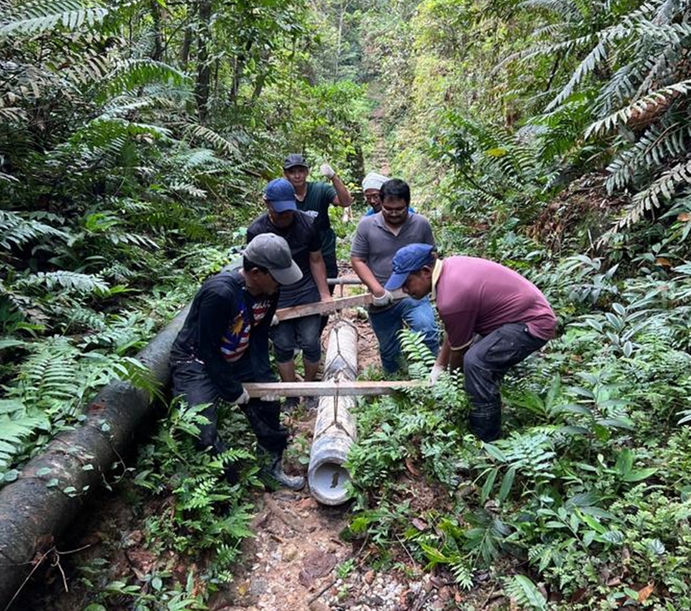 遭洪水冲断2输水管将修好 金山花园水供新年前恢复