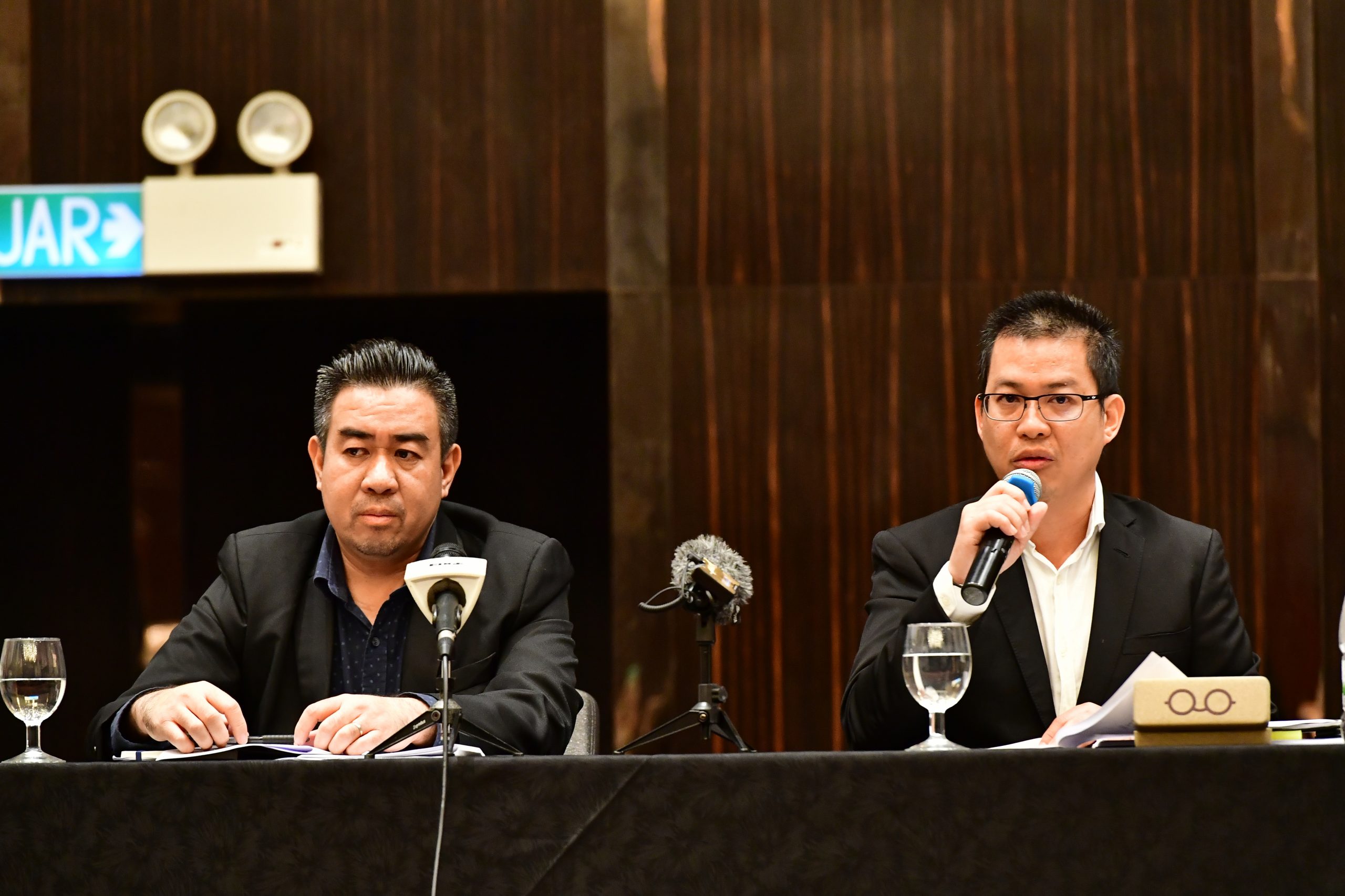 银丰2停职董事否认2指责 “召开特大为了改革董事部”