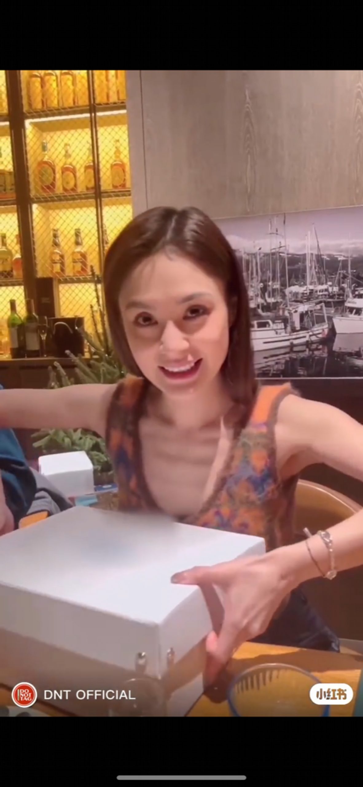 阿娇惊现排骨胸  网看呆：不好再减肥了