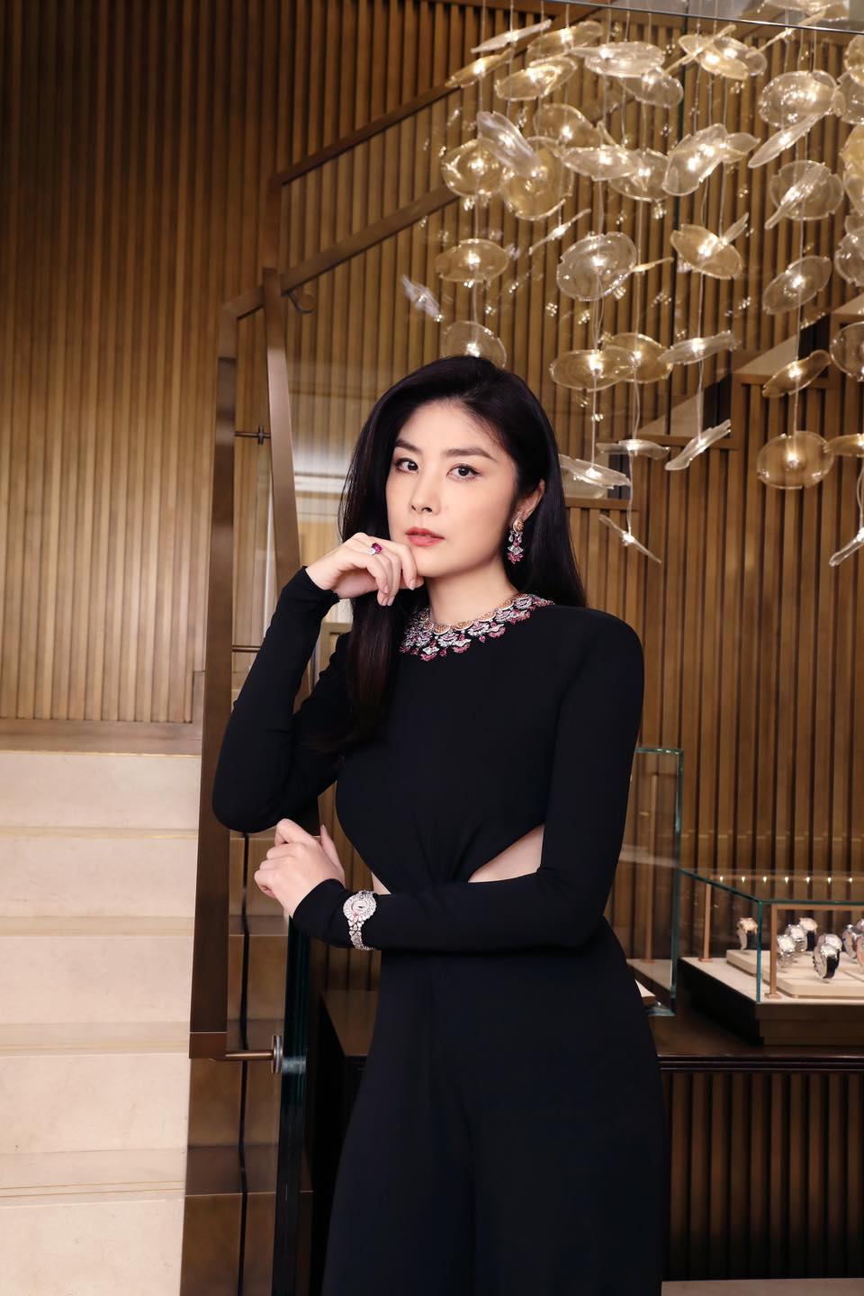 陈慧琳车祸后首复工 自曝脸未消肿