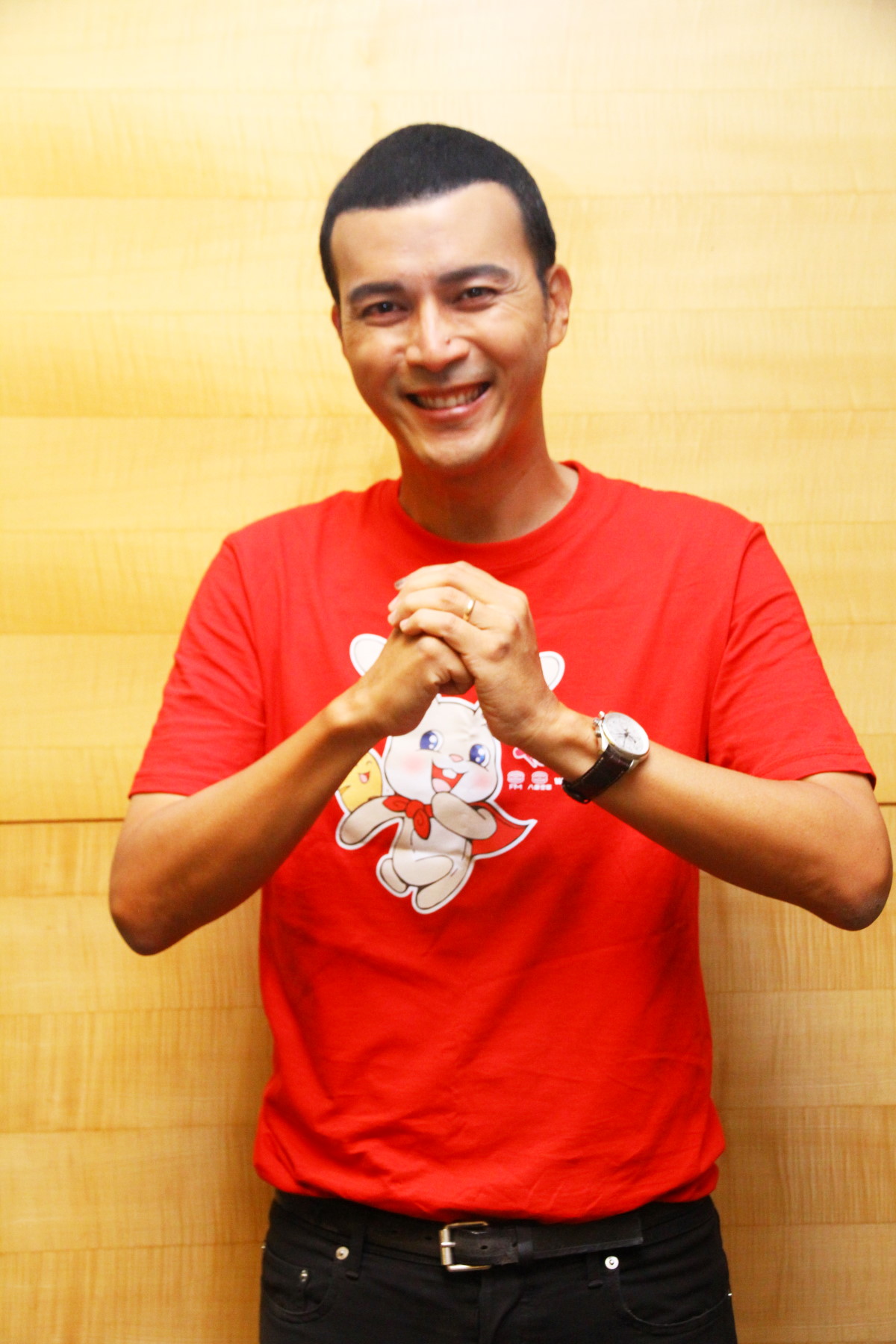 除疫情阴霾 扬眉“兔”气