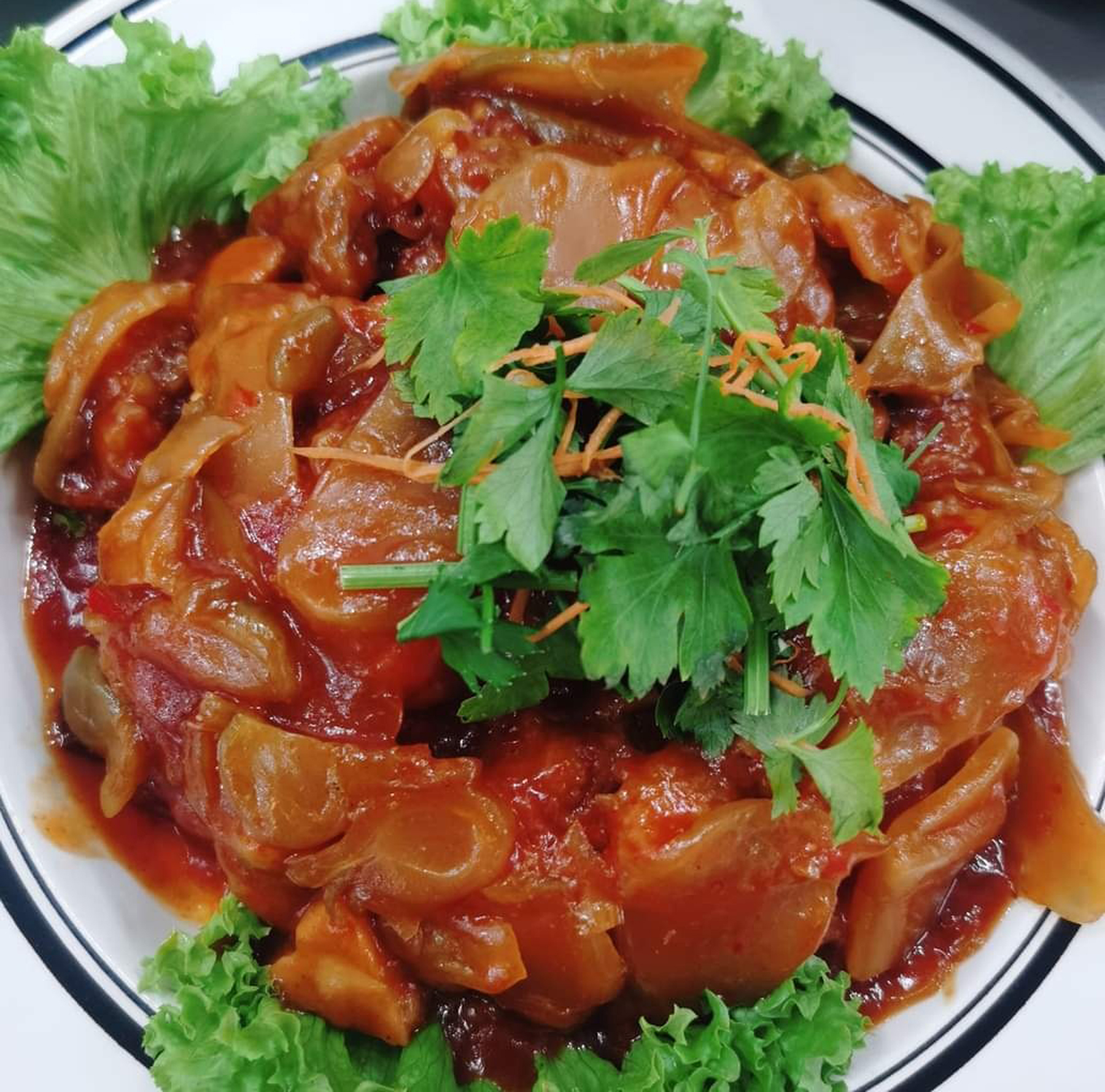 霹：封面主文／游子回乡 酒楼年菜爆单