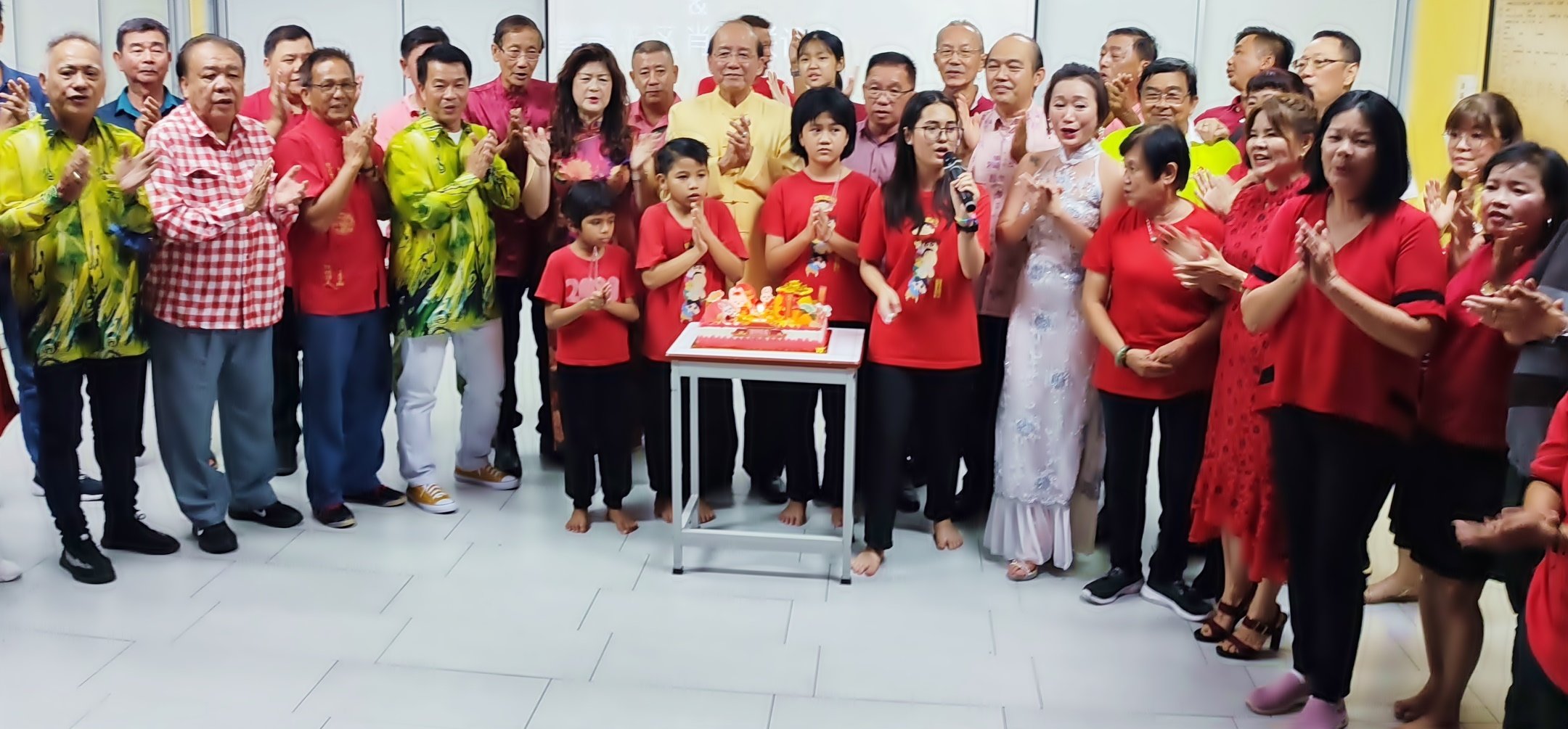 霹:社团版头/颜进明:霹苏丹摒弃极端有远见 团结政府需开明治国