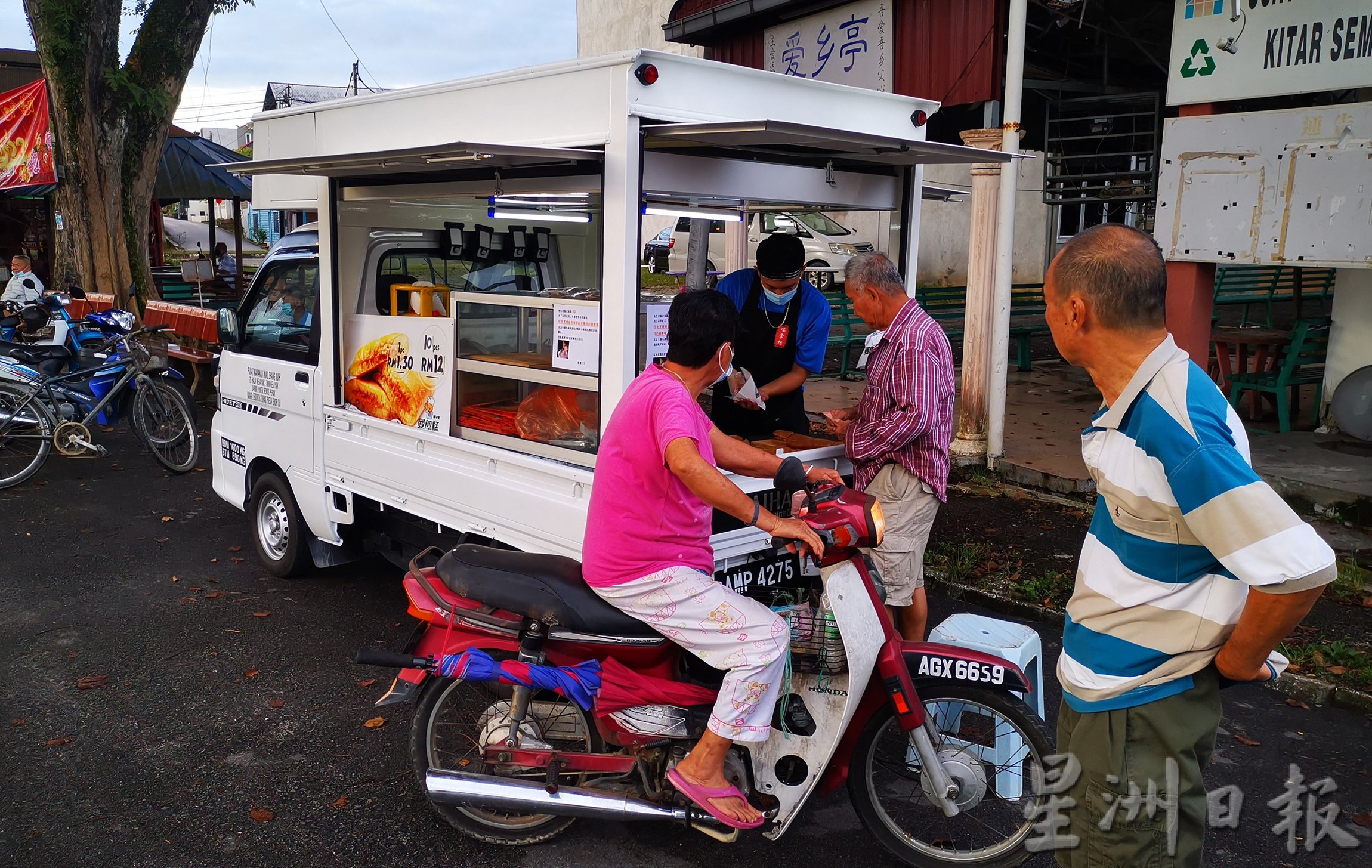 餐车趴趴走 | 拜师学艺卖“曼煎糕” 帅气小伙圆餐车梦