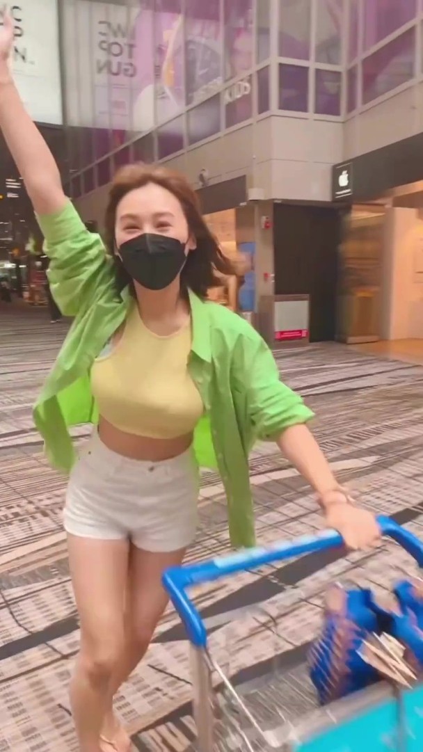 高海宁来马大解放 跨年夜忘情献唱