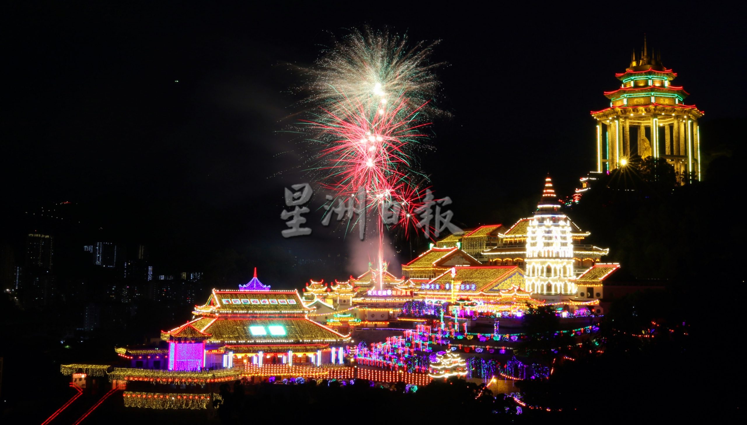 (全国)极乐寺亮灯 宣布将建新医院