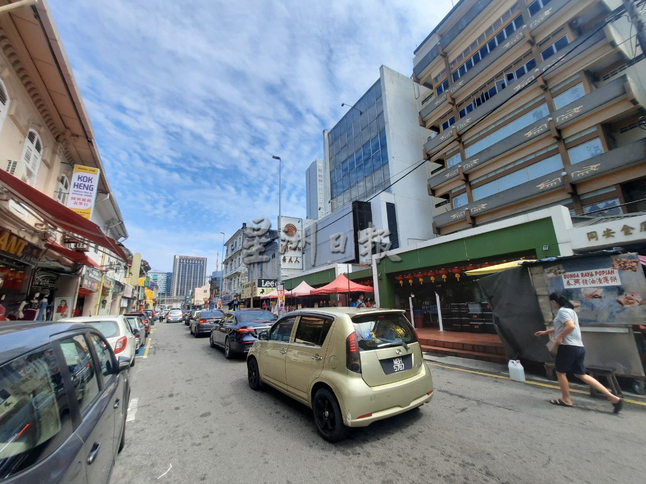 (古城封底主文)祈安律、武牙拉也不办年景年货市场