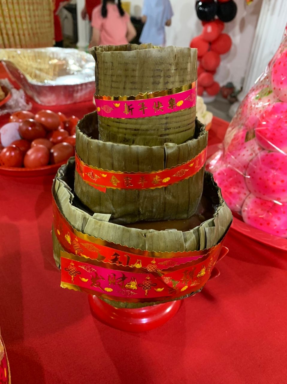 (古城封面主文)甲住家拜天公 神庙也开放拜天公,好热闹